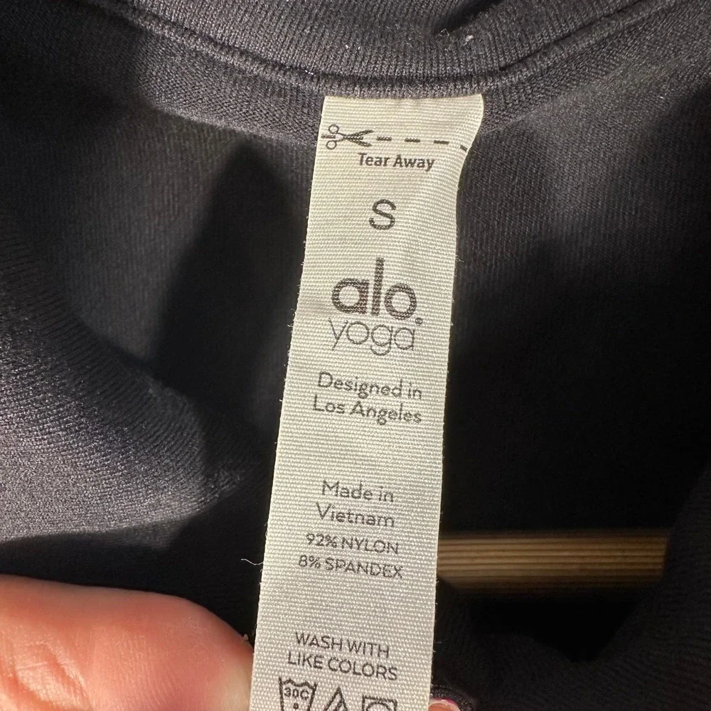 Alo Yoga Black Alosoft Crop Polo‎ Shirt Short Sleeve Athletic Top Small
